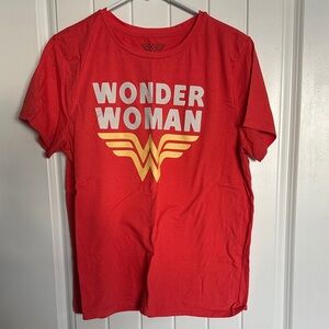 Wonder Woman Red Graphic T-Shirt